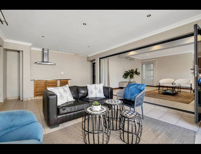 4 BEDROOM HOUSE FOR SALE IN HYDE PARK
